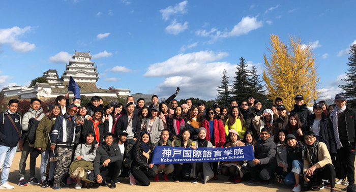 日本私立大學(xué)院各學(xué)系第一年平均費用